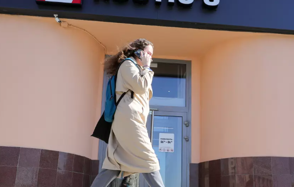 Nga khai trương Rostic's thay thế KFC