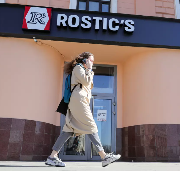 Nga khai trương Rostic's thay thế KFC
