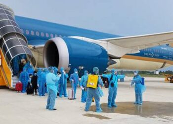 Từ điều tra viên thành bị cáo vụ "chuyến bay giải cứu"