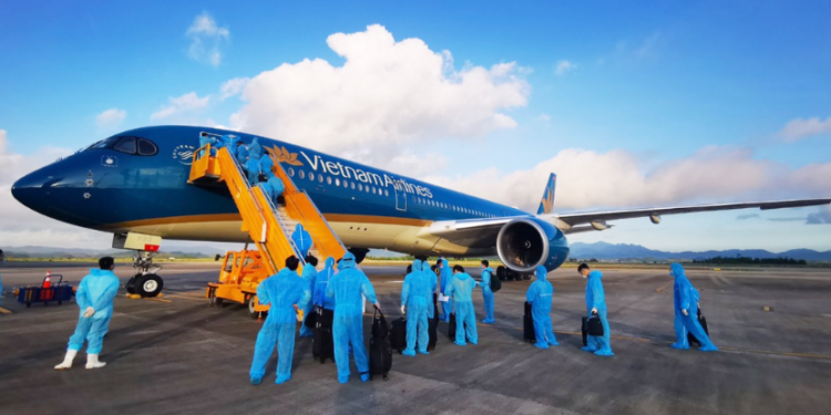 Cựu Thứ trưởng Bộ Ngoại giao bị truy tố với cáo buộc 37 lần nhận hối lộ