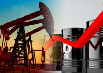 Giá xăng dầu ngày mai có thể tiếp đà tăng lên tới 900 đồng/lít