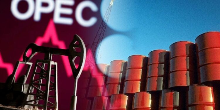 Giá xăng dầu ngày 8/5: Tiếp đà giảm mạnh