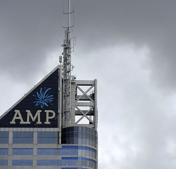 AMP Ltd bị phạt vì tính phí tài chính cho 1000 khách hàng đã mất