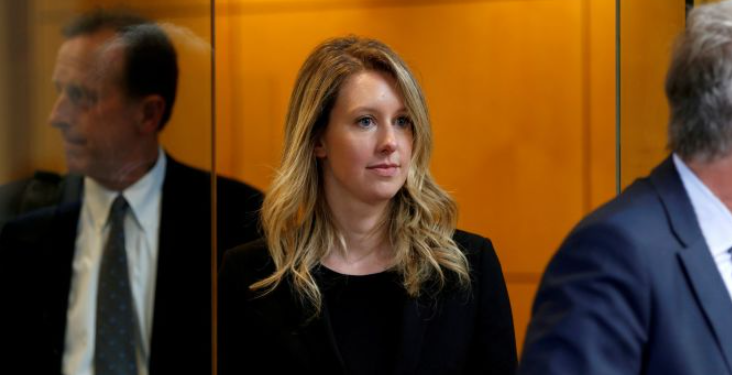 Elizabeth Holmes - biểu tượng công nghệ một thời bắt đầu ngồi tù