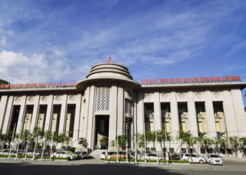 Ngân hàng Nhà nước giảm trần lãi suất tiết kiệm xuống 4,75%