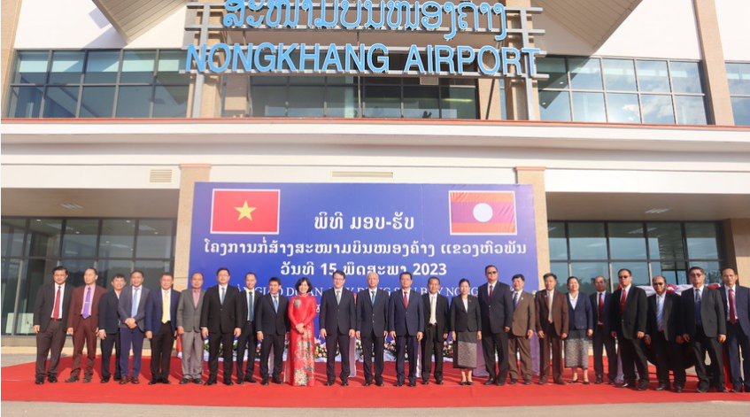 vimoney: Sân bay Nong Khang được HAGL Agrico bàn giao cho Lào