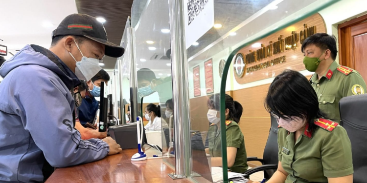 Tạm hoãn xuất cảnh gần 30 giám đốc doanh nghiệp vì nợ thuế