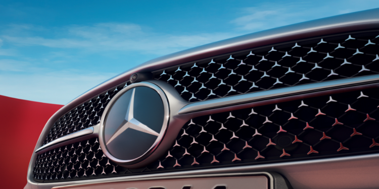 Shock với xe sang Mercedes-AMG giá chỉ 35 triệu đồng