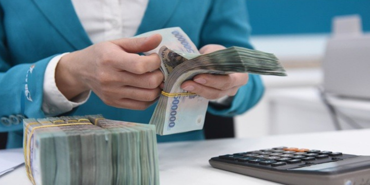 Lương công chức 10 triệu đồng/tháng là cao hay thấp?