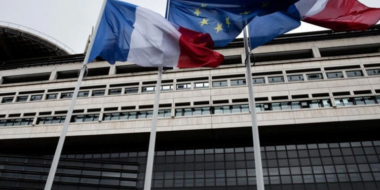 Nợ công của nước Pháp vượt trần 3.000 tỷ euro