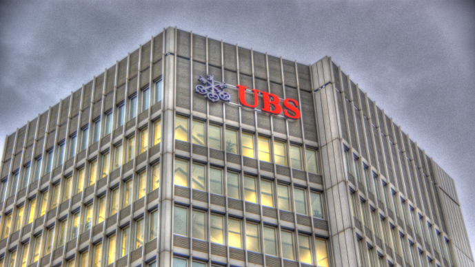 UBS hoàn tất mua lại Credit Suisse