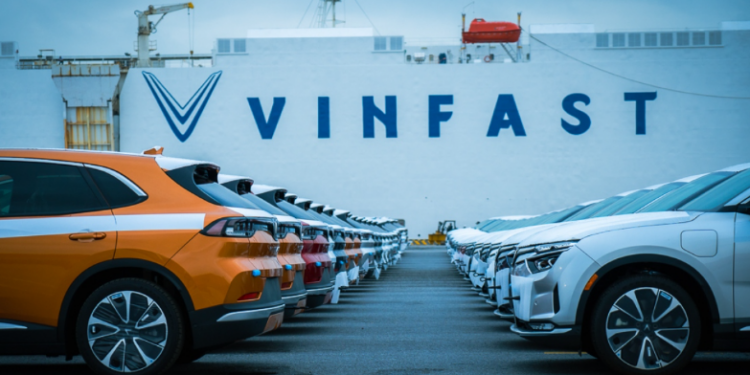 Mục tiêu của VinFast: Tháng 7 sáp nhập với Black Spade