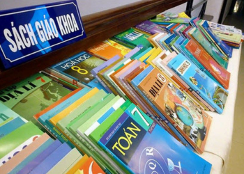 Giá sách giáo khoa cao bất thường, Bộ Công an vào cuộc