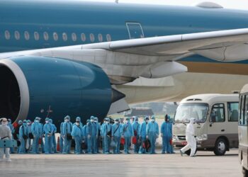 Chồng xin giảm án cho vợ vụ "chuyến bay giải cứu"