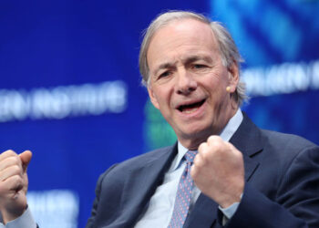 Huyền thoại đầu tư Ray Dalio và chiến lược “sống sót” qua mọi cơn sóng thị trường