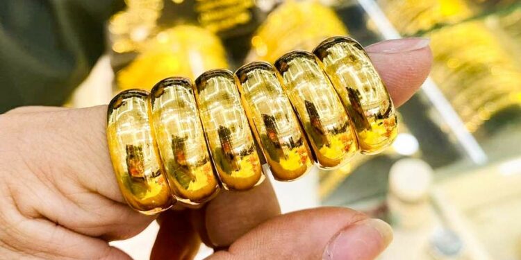 Thủ tướng chỉ đạo nghiên cứu lập sàn giao dịch vàng