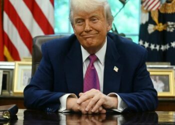Đòn thuế của ông Trump: Hơn 34 tỷ USD bốc hơi khỏi túi doanh nghiệp toàn cầu