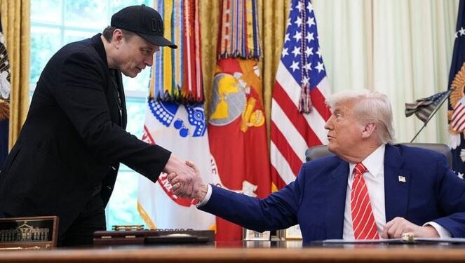 Mối quan hệ Elon Musk - Donal Trump: Con dao 2 lưỡi