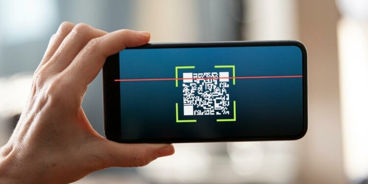 5,5 tỷ giao dịch không tiền mặt trong một quý: Bứt phá, thách thức và nghịch lý