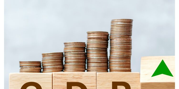 GDP quý II tăng mạnh 7,96%, cao thứ hai từ 2020 đến nay