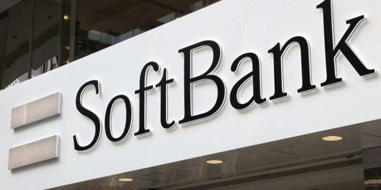 SoftBank chi 2 tỷ USD để trở thành cổ đông lớn của Intel
