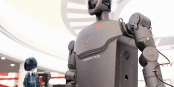 Vingroup rót 252 tỷ vào công ty robot hình người