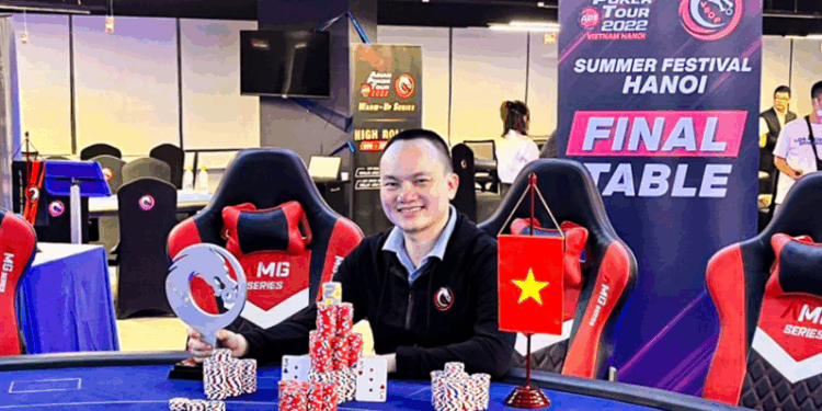 Cựu CEO NextTech Đào Minh Phú – Tay chơi poker 40 tỷ trong vụ khởi tố Shark Bình là ai?
