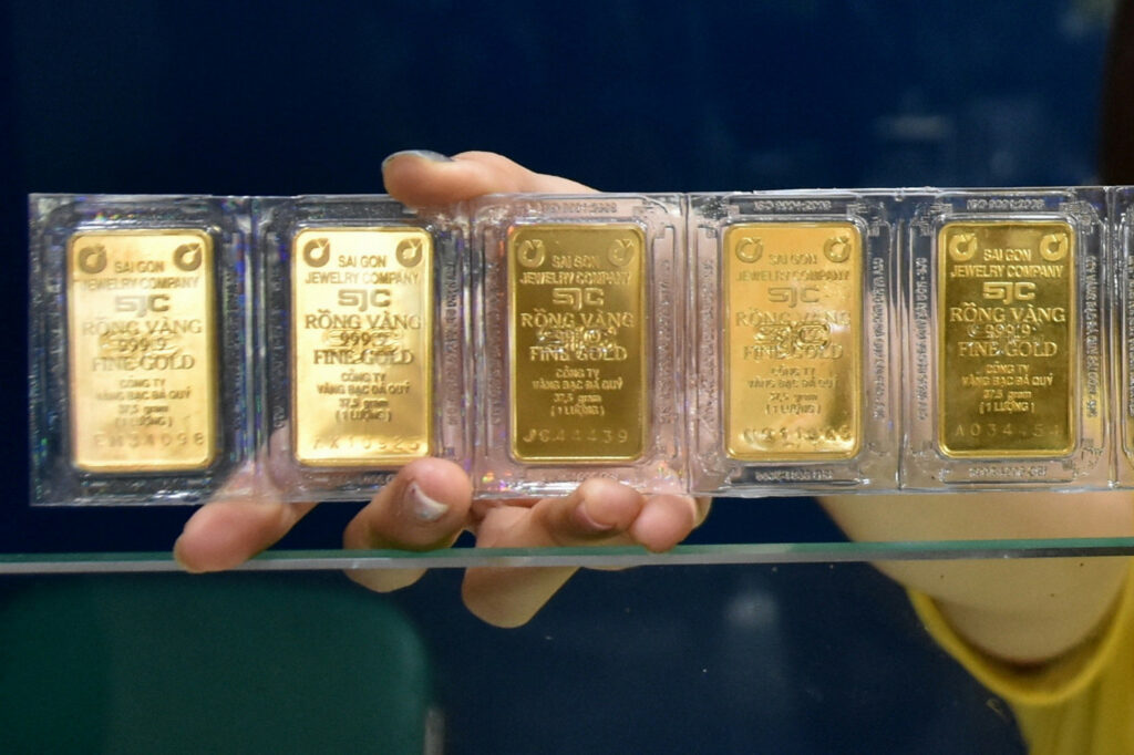 Giá vàng giảm hai tuần liền: Điều chỉnh ngắn hạn hay tín hiệu mới?