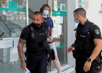 Hacker từng tấn công tài khoản của Obama và Bezos bị buộc hoàn trả hơn 5,3 triệu USD Bitcoin